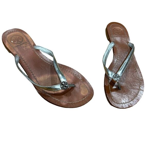 Tory Burch Silver Metallic Terra Thong Sandals - Picture 5 of 14